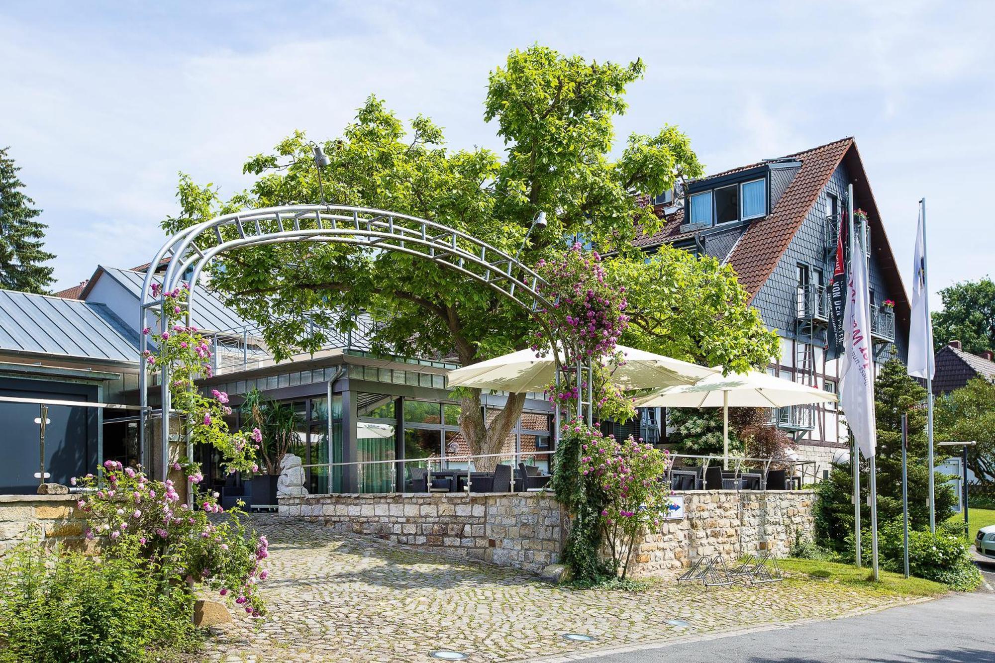 Hotel An Der Wasserburg Wolfsburg Exterior foto